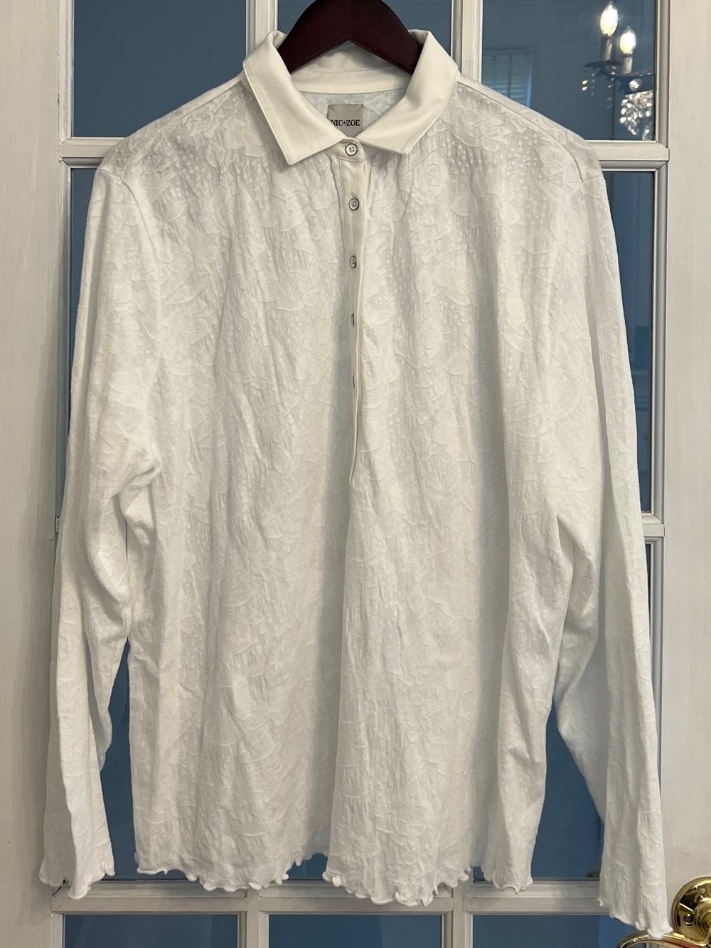 NIC+ZOE Women’s White Textured Floral Jacquard Long Sleeve Polo Top Size 1X